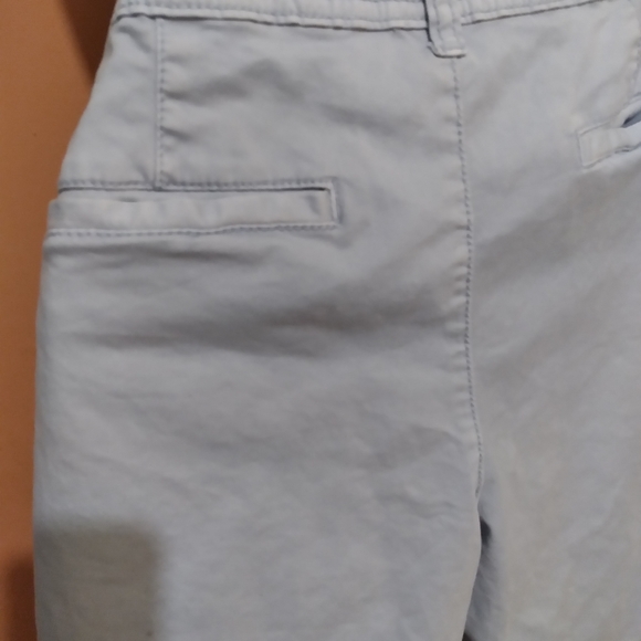 Women's Shorts - Picture 6 of 8